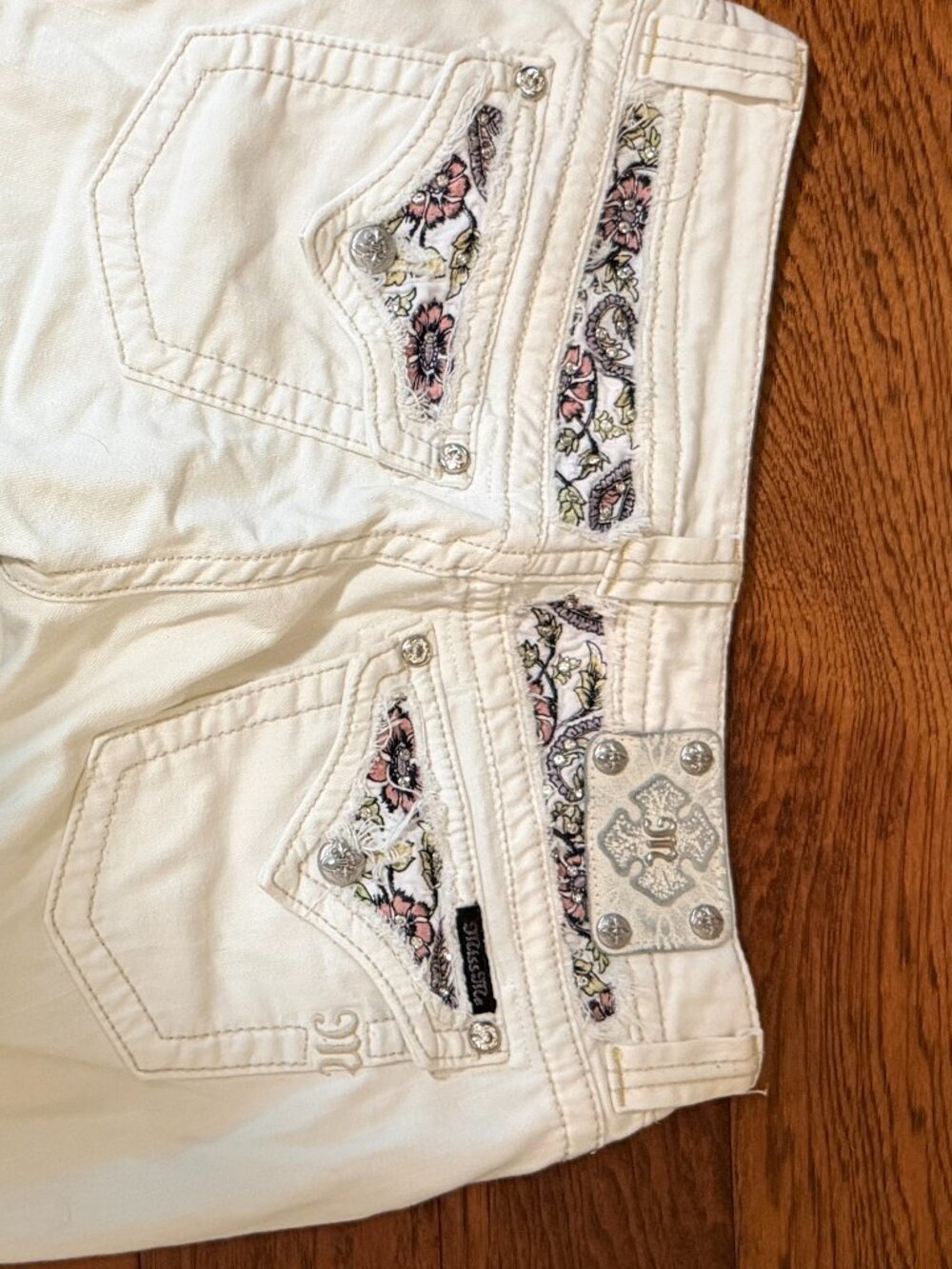 Miss Miss Me off-white cream floral inlay rhinestone jeans size: 31 - Picture 3 of 5